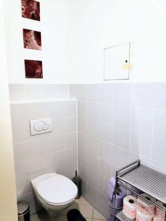 Nd Exquisites Wundervolles Ruhiges Terrassenapartment Mit Garage Vienna Esterno foto