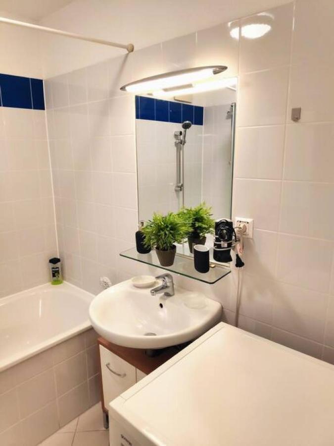 Nd Exquisites Wundervolles Ruhiges Terrassenapartment Mit Garage Vienna Esterno foto